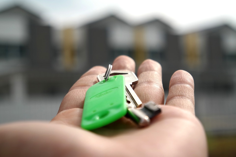 buy existing or new home?